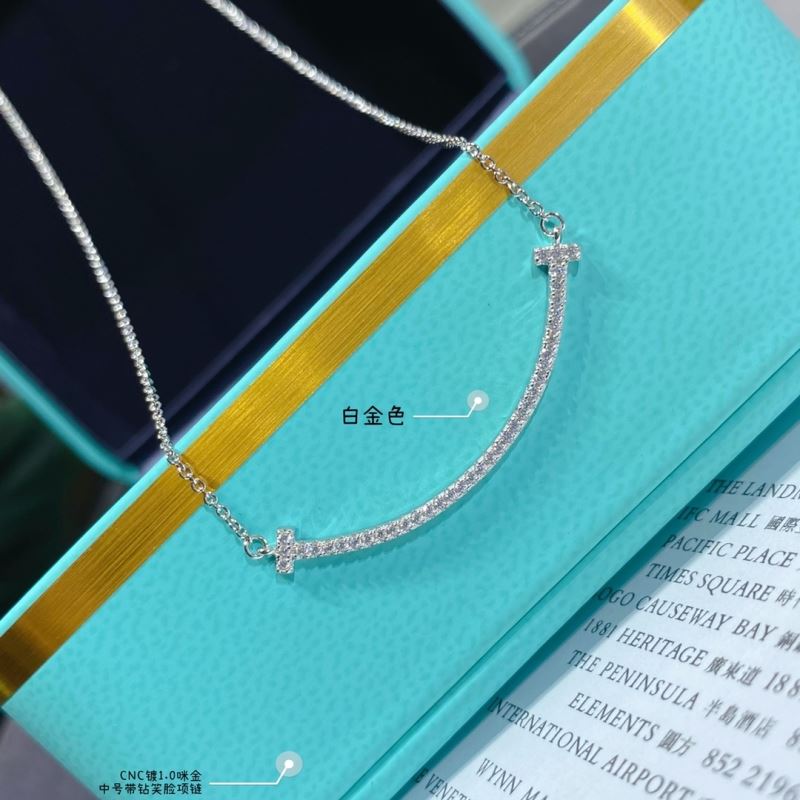 T*f*ny necklaces